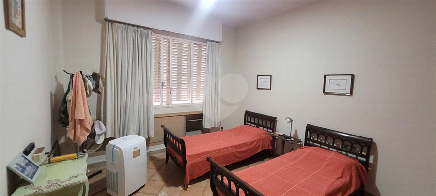 Foto REO1115506