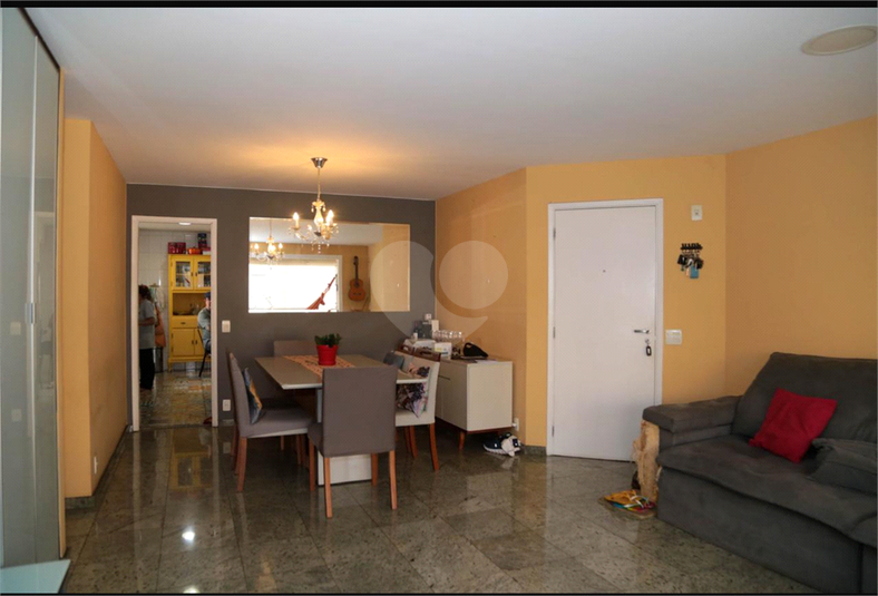 Foto REO1115515