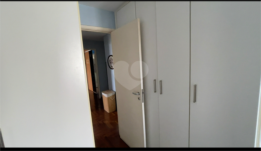 Foto REO1115515