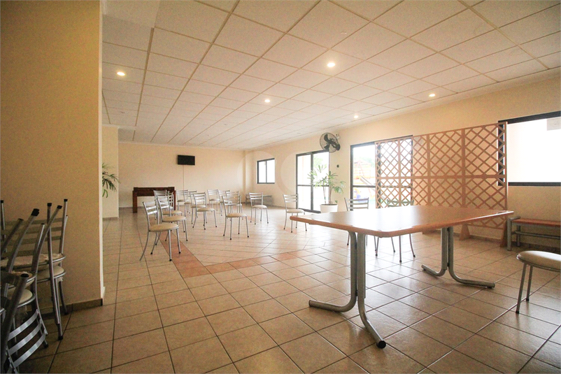 Foto REO1115526