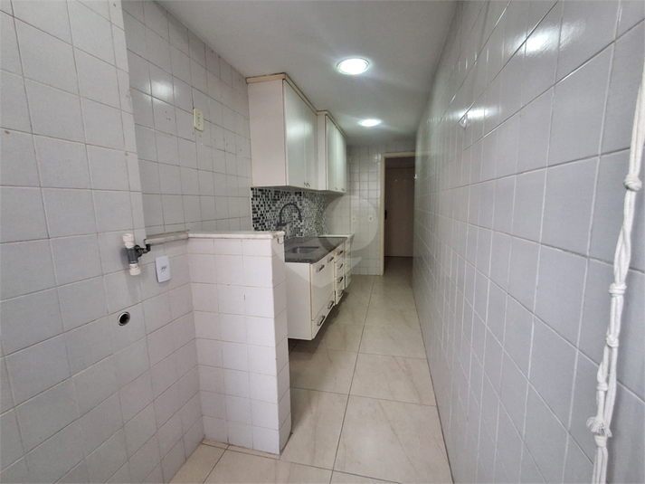 Foto REO1115533