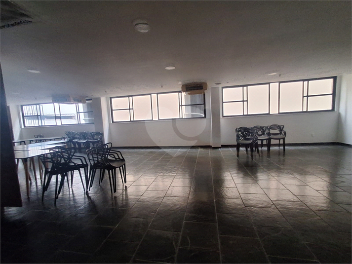 Foto REO1115533