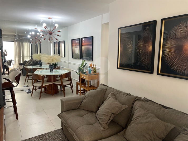 Foto REO1115537