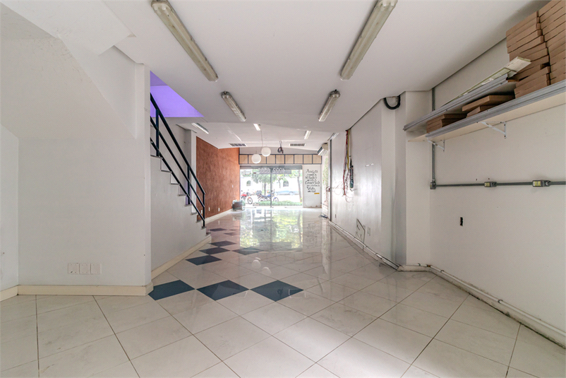 Foto REO1115543