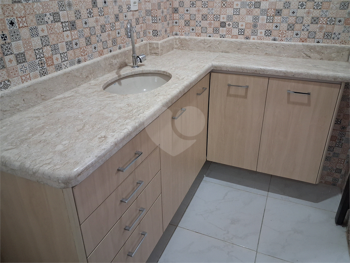 Foto REO1115556