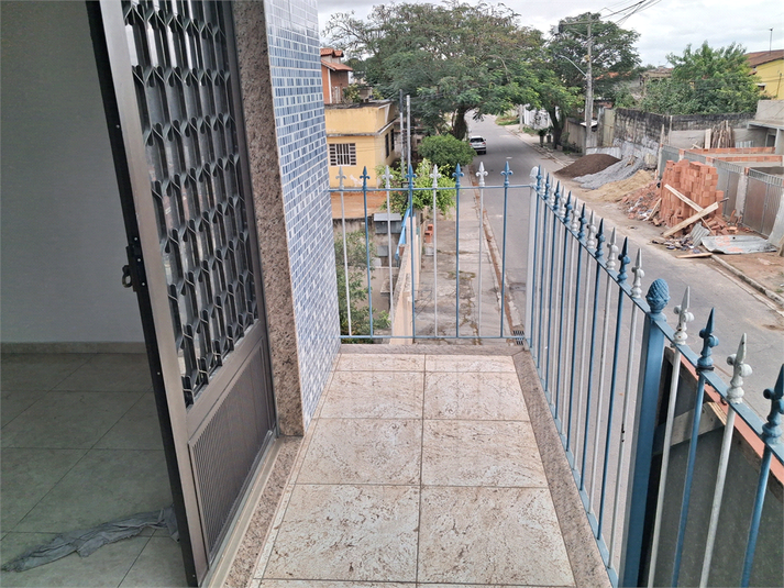 Foto REO1115556