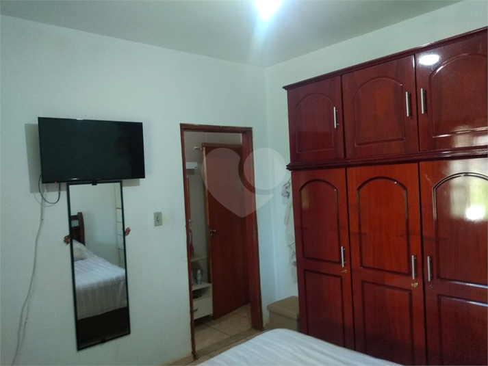 Foto REO1115559