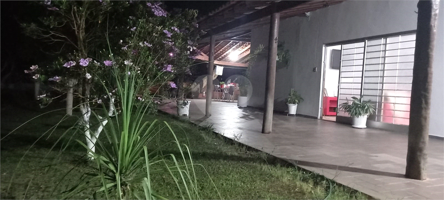 Foto REO1115559