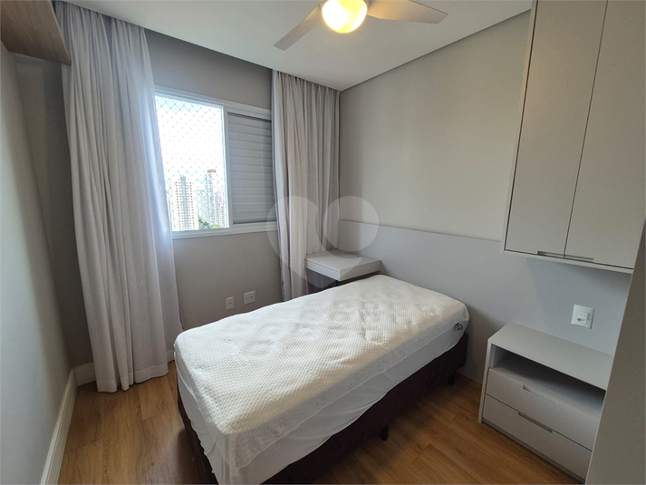 Foto REO1115569