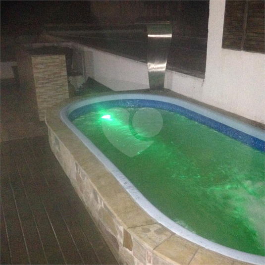 Foto REO1115579
