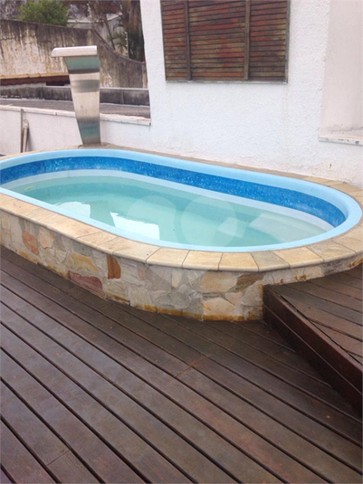 Foto REO1115579