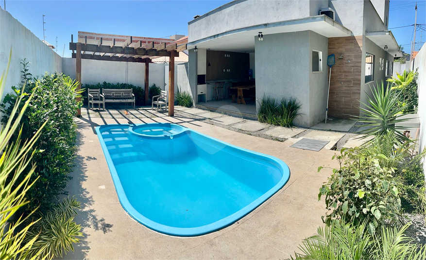 Foto REO1115589