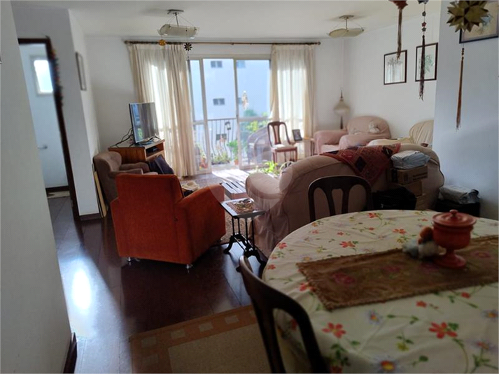 Foto REO1115591