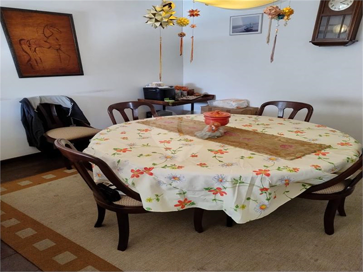 Foto REO1115591