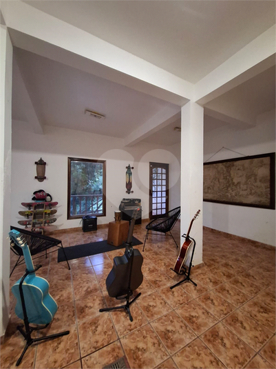 Foto REO1115594