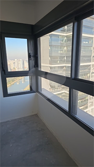 Foto REO1115596