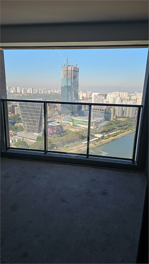 Foto REO1115596