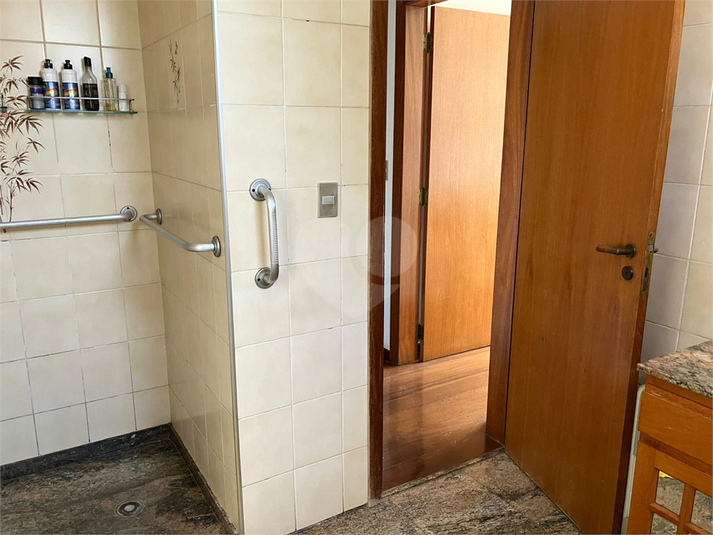 Foto REO1115597