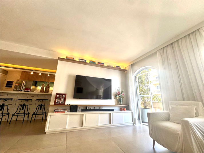Foto REO1115600