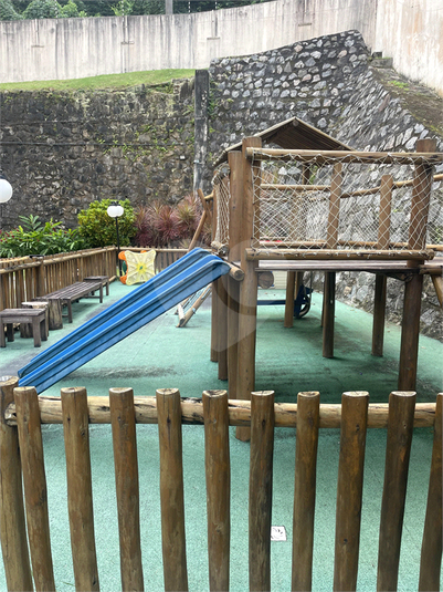 Foto REO1115614