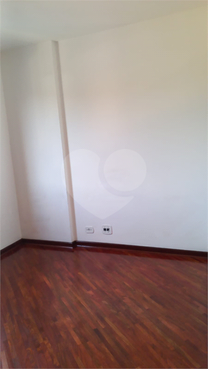 Foto REO1115623