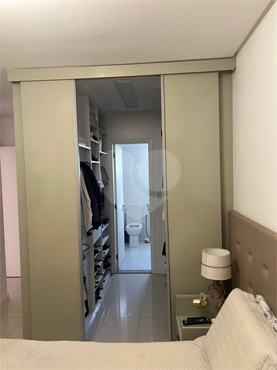 Foto REO1115626