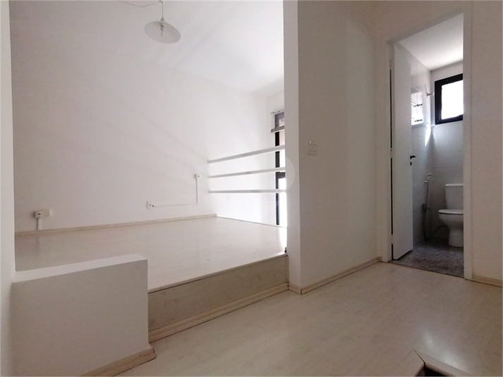 Foto REO1115652