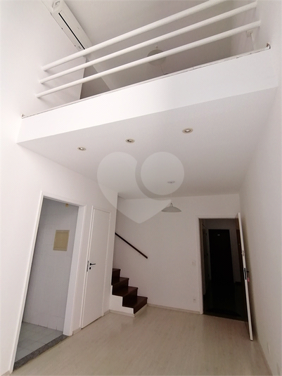 Foto REO1115652