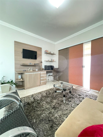 Foto REO1115654
