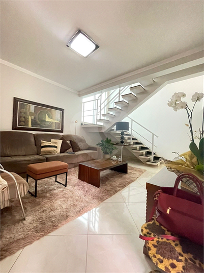 Foto REO1115654