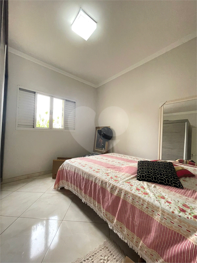Foto REO1115654