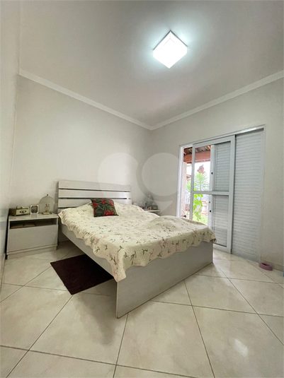 Foto REO1115654