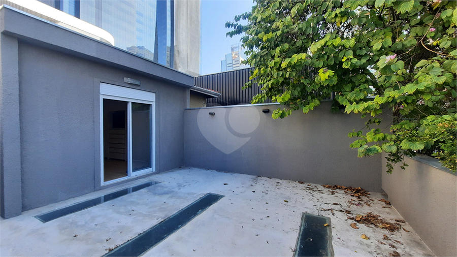 Foto REO1115662