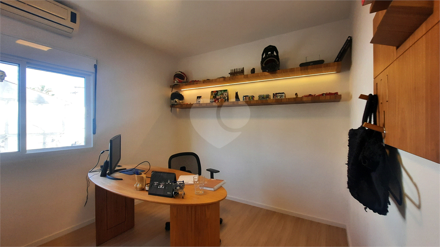Foto REO1115662