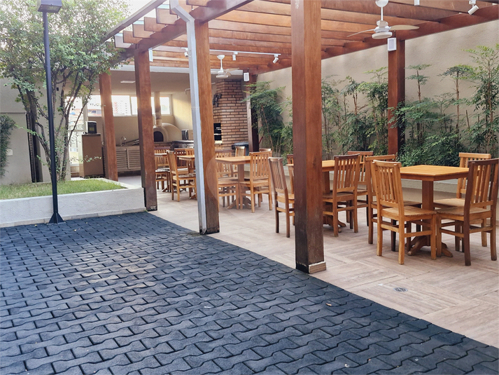 Foto REO1115663