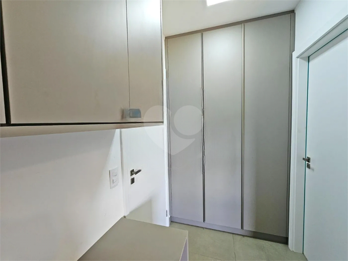 Foto REO1115666
