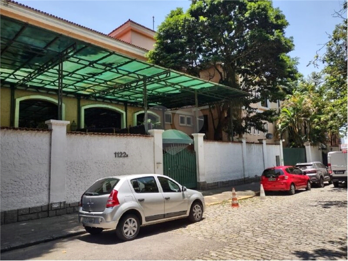 Foto REO1115670