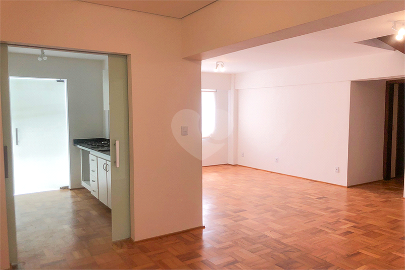 Foto REO1115681