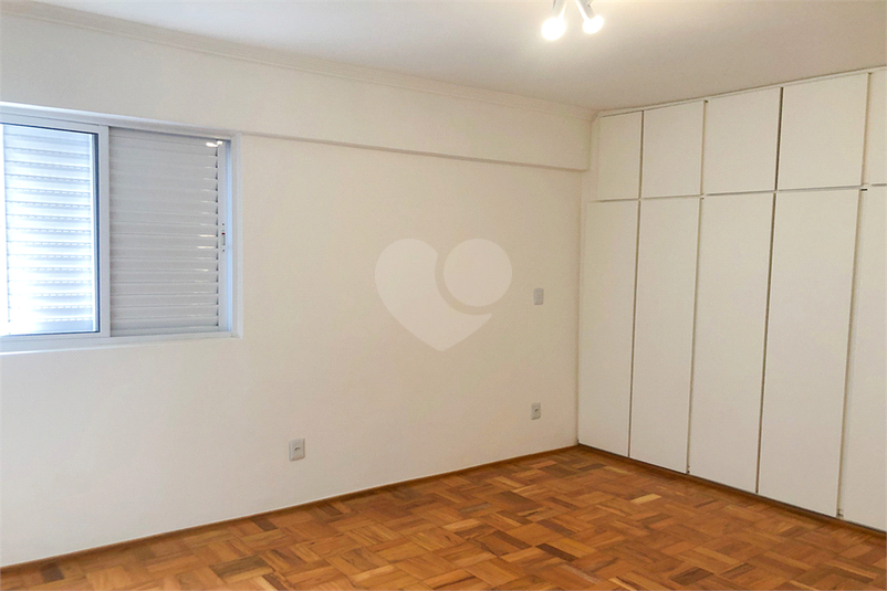 Foto REO1115681