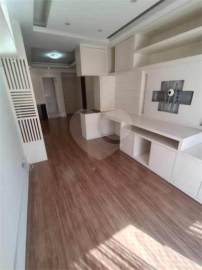 Foto REO1115682