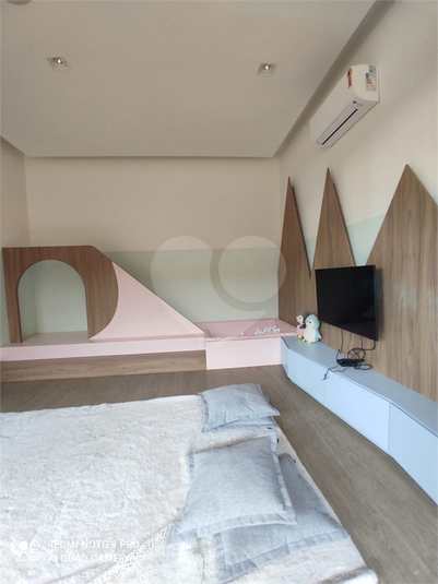 Foto REO1115685