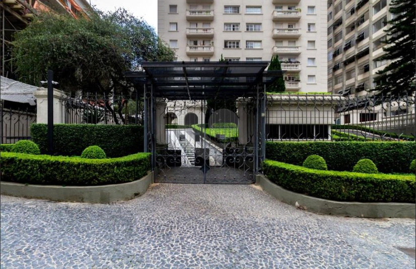 Foto REO1115733