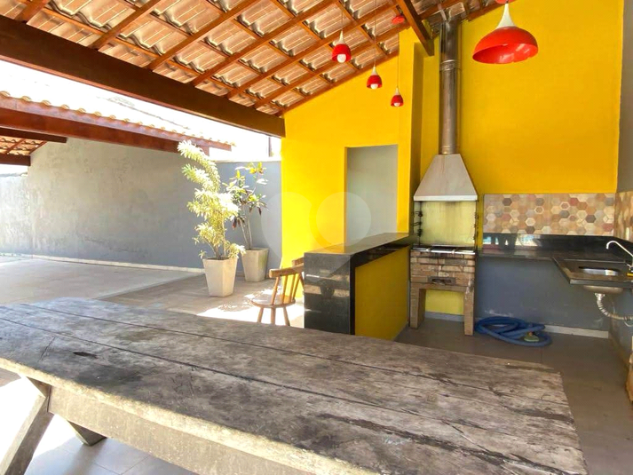Foto REO1115736