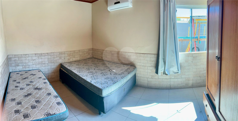 Foto REO1115736