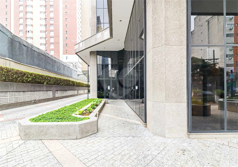 Foto REO1115739