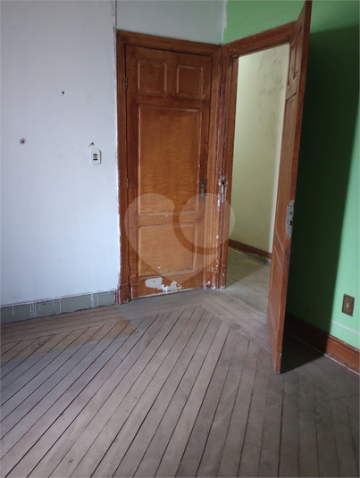 Foto REO1115745