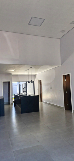 Foto REO1115747