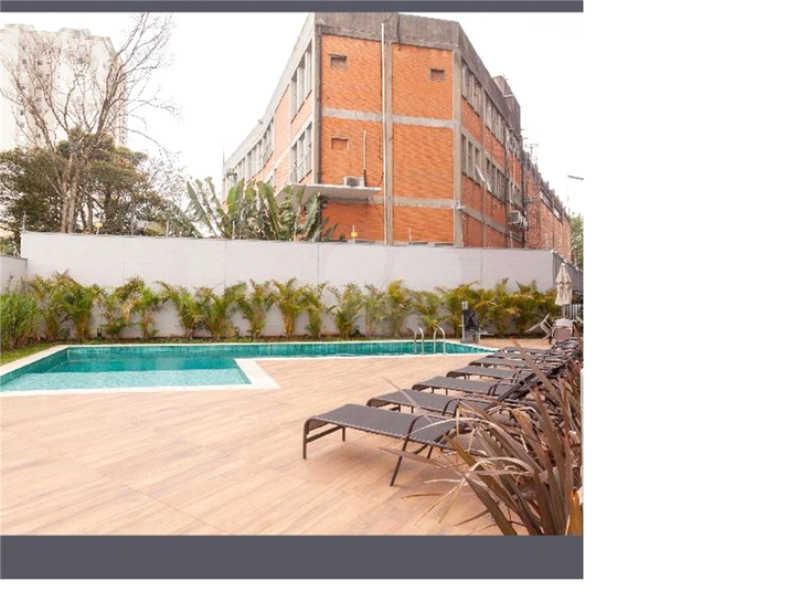 Foto REO1115750