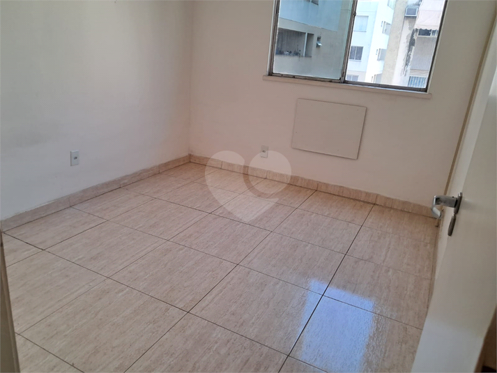 Foto REO1115754