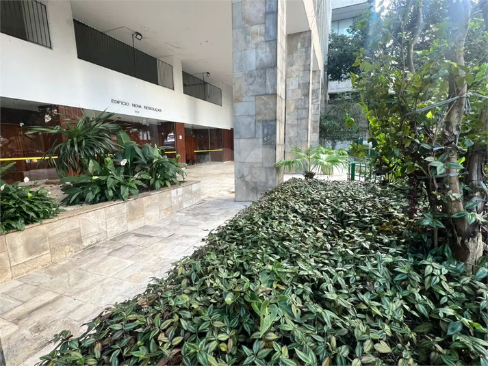 Foto REO1115755